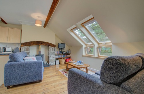 Machynlleth House | Ty Wennol - Two Bedroom House, Sleeps 4