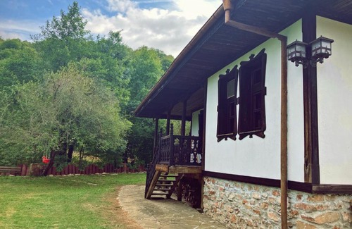 Mladezhko Villa | Tyankovi Village House