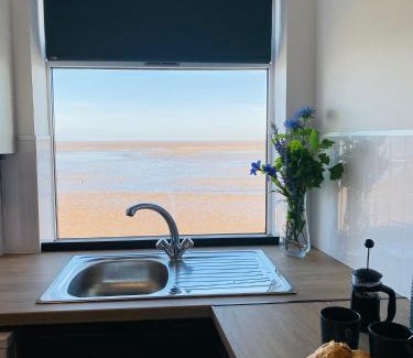 Cleethorpes Apartment | TYME Suites on Kingsway