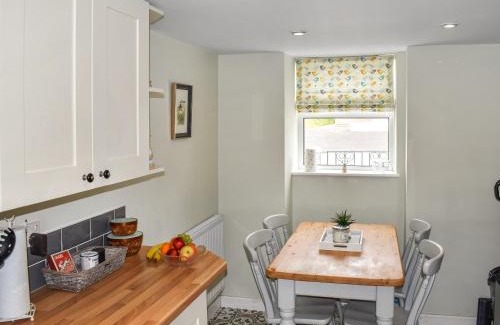 Pen-y-sarn House | Tyn Giat Cottage