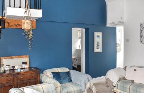Pen-y-sarn House | Tyn Giat Cottage