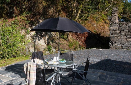 Penrhyndeudraeth Cottage | Tyn Llwyn Cornel