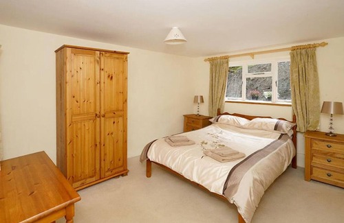 Mawddwy Cottage | Tyn Y Ceunant - Three Bedroom Cottage, Sleeps 6