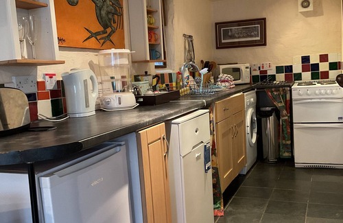 Cwmtirmynach House | Tyn-Y-Fron Barn overlooking the River Dee. Stunning views. Dogs welcomenn'