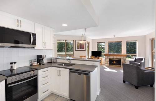 Village North Condo | Tyndall Stone Lodge by Whiski Jack