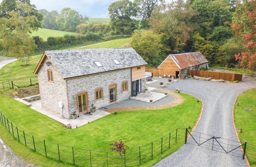 Llanbadarn Fynydd Cottage | Tynddol Barn
