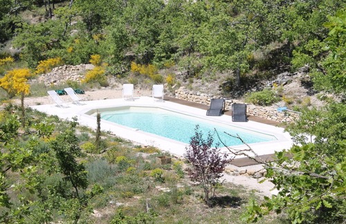 Saint-Martin-de-Castillon House | Typical Provencal stone house with pool in a quiet, secluded location