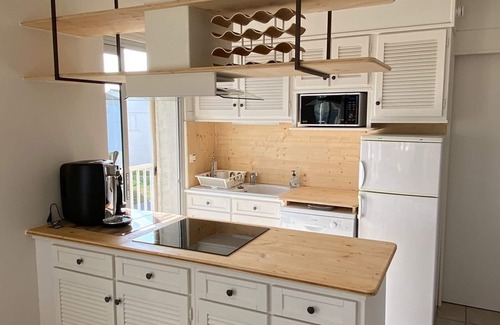 Ilot 10 Ski Chalet | Typical air-conditioned chalet for 6-8 people located 150m from the beach