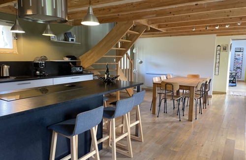 Goulven Cottage | Typical Breton house near the sea