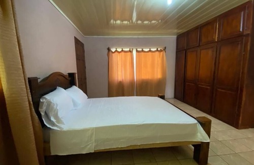 Mogote de Bagaces House | Typical Costa Rican Large & Rustic Home