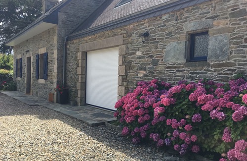 Plestin-les-Greves House | Typical renovated granite house, 300 m from Les Curés beach