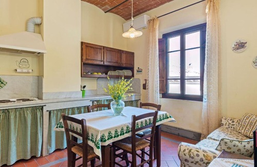 Bucciano Apartment | Typical Tuscan flat with swimming pool and air conditioning