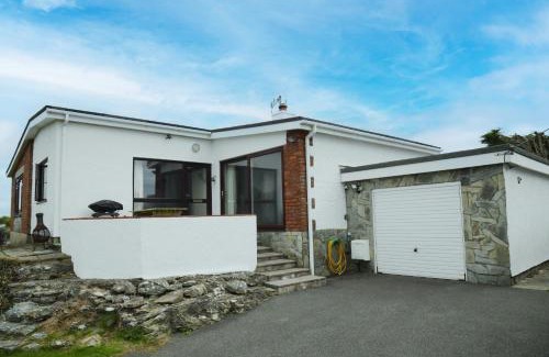 Holyhead House | Tyr-yr-craig Cottage to rent