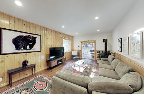 Truckee House | Tyrol Getaway