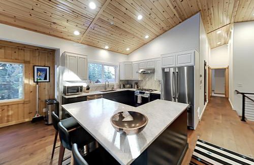 Truckee House | Tyrol Getaway