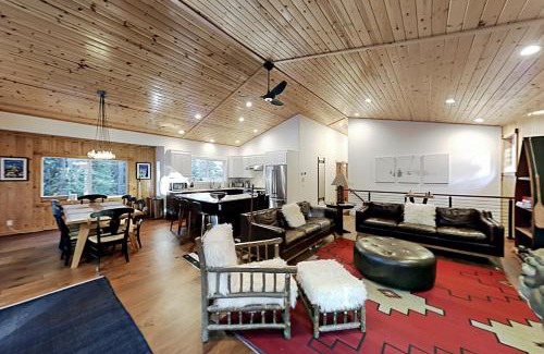Truckee House | Tyrol Getaway