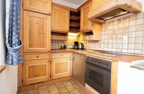 Kitzbuehel Ski Chalet | Tyrolean house in Kirchberg near the ski lifts