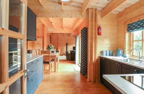 Sleaford Cottage | TYTHE LODGE, family friendly, character holiday cottage in Heckington