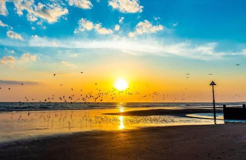 Tywyn House | Tywyn Beach House