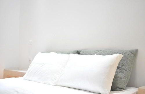 Merichas Apartment | Tzamaros Studios