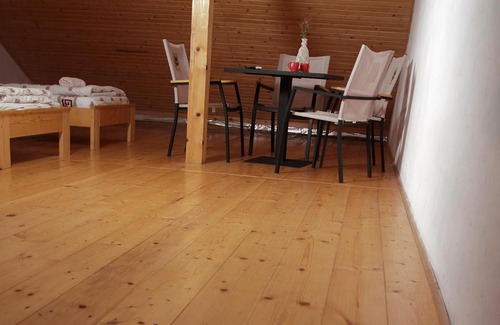 Pidhorodtsi House | U Dvori