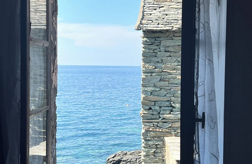 Pino House | U Magazinu - Fisherman's house, Seafront, Corsica