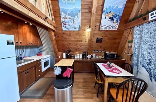 Bessemer Ski Chalet | U.P Norse A-frame ~ Your Adventure Basecamp!