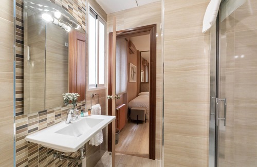 Central District Hotel | U-Sense Granada Centro