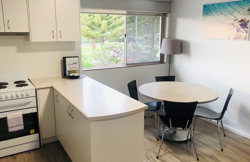 Seppings Apartment | U2 Family friendly accommodation close to the beach