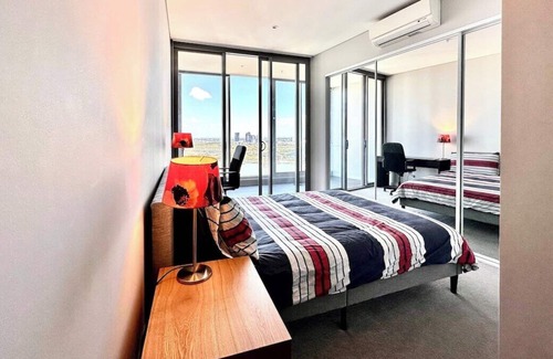 Wentworth Point Apartment | U2410 · Spacious and Stylish 2-Bedroom Apartment with view