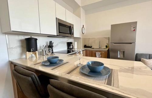 Zona 13 Apartment | UaSenua -Beautiful New Apartment