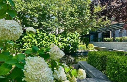 Vancouver Apartment | UBC Comfortable and Quiet 3 bedrooms apartment