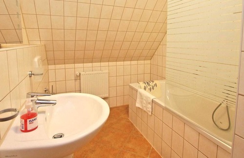 Hohenlychen Apartment | UCK 1122 - Zi little break - holiday guest house directly at the Zenssee Lychen UCK 1120