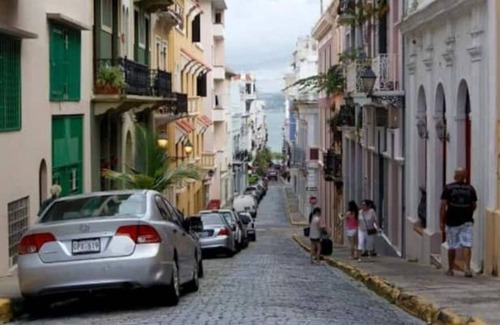 Puerto Nuevo House | Uhappy Place House Best Location in San Juan!