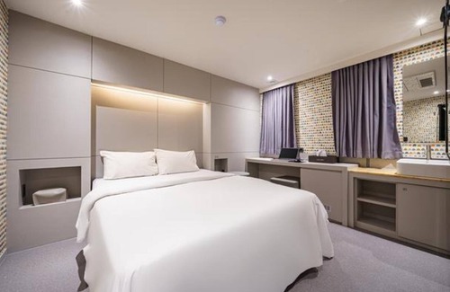 Uijeongbu Hotel | Uijeongbu Gray