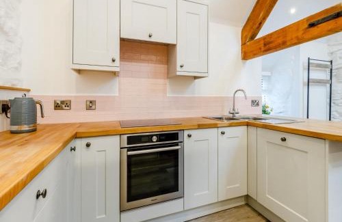 Llanfor House | Uk45795 - Ty Top