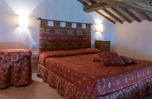Compignano Apartment | Ulisse Apartment at Il Casale di Ceci - Organic Estate in Umbria