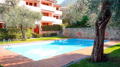 Assenza Apartment | ULIVI Beth's House