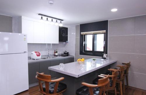 Uljin House | Uljin Blue Ara B pension