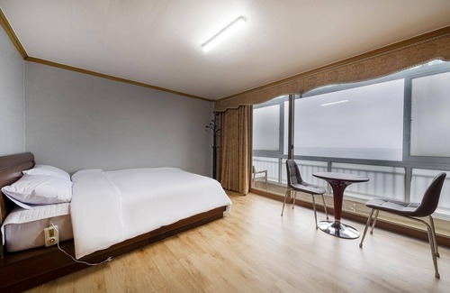 Uljin Hotel | Uljin Haedoji