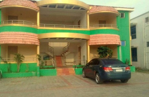 Sadras Hotel | Ulo Millionaire Park