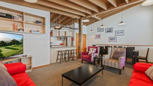 Hotham Heights Apartment | Ultima Big White