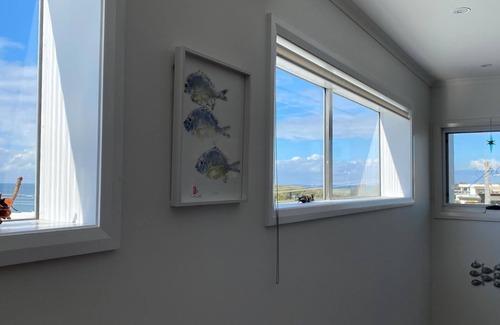 Boat Harbour House | Ultimate Beach House, 19a Graham Street - views , peace & quiet