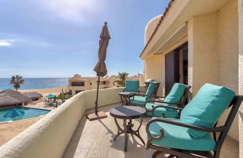 Centro Condo | Ultimate Beachfront Condo | Terrace, 2 Pools, BBQ