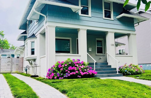 Asbury Park House | Ultimate Coastal Getaway! New 3 BR - 3 BA Escape!