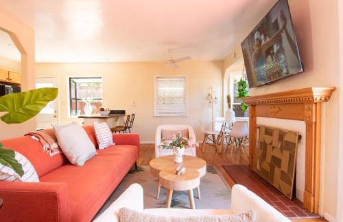 La Jolla Apartment | Ultimate Escape! Huge Yard Parking Walk to Beach