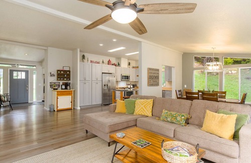 McKinleyville House | 🌲 Ultimate Family Getaway! Bigfoots Hideaway in the Heart of the Redwoods!🌲