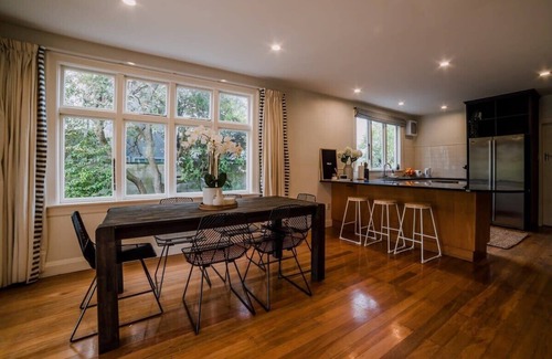 Merivale Villa | Ultimate Lux Villa in Merivale - Sleeps 16