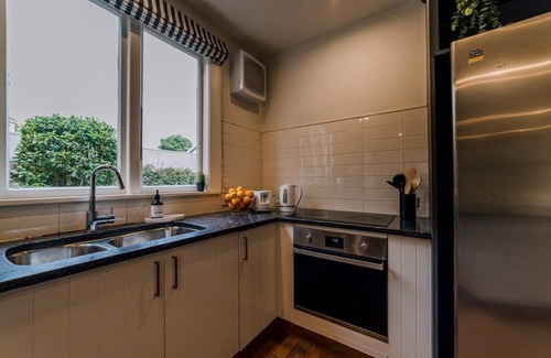 Merivale Villa | Ultimate Lux Villa in Merivale - Sleeps 16
