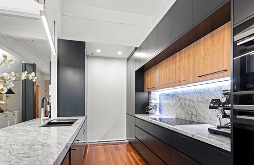 Teneriffe Apartment | Ultimate Luxury Woolstore Apartment in the heart of Teneriffe